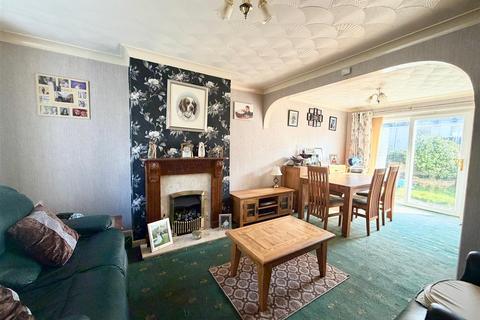 3 bedroom semi-detached house for sale, Birkbeck Close, Plymouth PL7