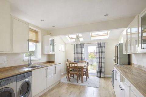 3 bedroom terraced house to rent, Manor Road North, Sholing, SOUTHAMPTON