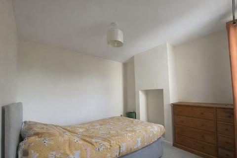 3 bedroom terraced house to rent, Manor Road North, Sholing, SOUTHAMPTON