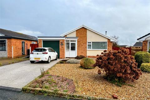 2 bedroom bungalow for sale, Penrhyn Beach West, Penrhyn Bay, Llandudno, Conwy, LL30
