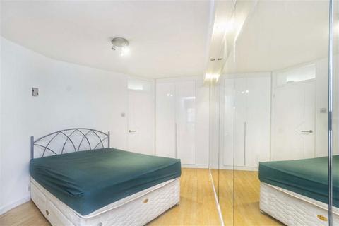 1 bedroom flat to rent, Hanover Steps, London W2