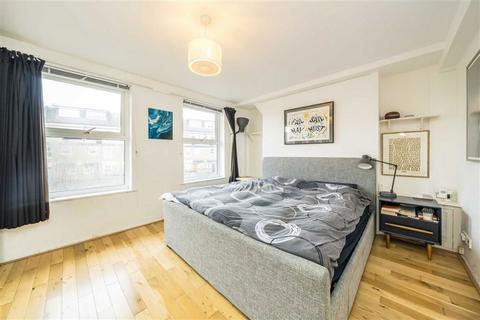 2 bedroom flat for sale, Milk Yard, London E1W