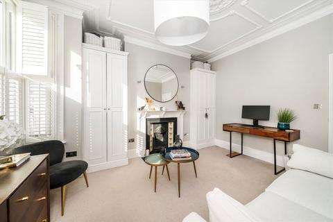 2 bedroom flat for sale, Mexfield Road, London SW15