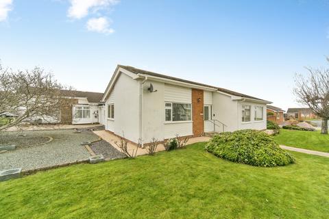 3 bedroom bungalow for sale, Coed Y Mor, Penrhyn Bay, Llandudno, Conwy, LL30