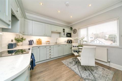 2 bedroom flat for sale, Maesdu Avenue, Llandudno, Conwy, LL30