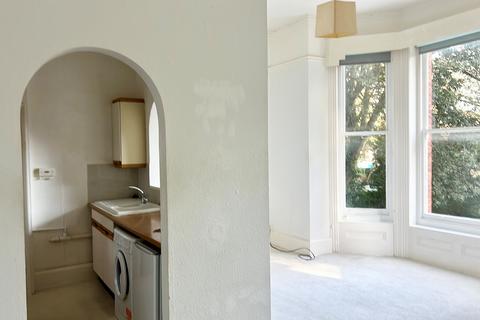 1 bedroom flat for sale, Carlisle Road, Eastbourne