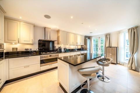 undefined, Corsellis Square, Twickenham TW1