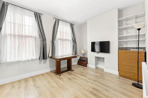 1 bedroom flat for sale, Salisbury Road, Wood Green, N22