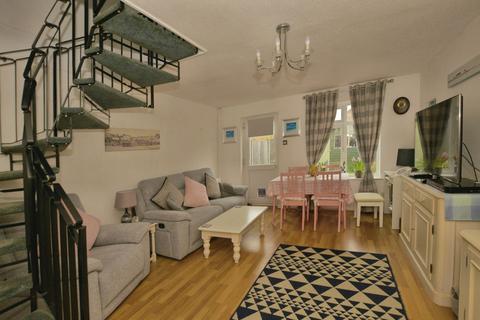 2 bedroom house for sale, Manorfield, Ashford, Kent, TN23