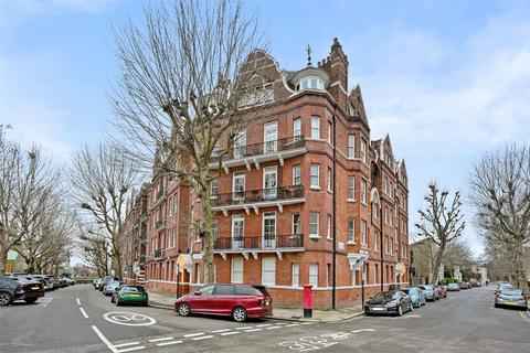 4 bedroom flat for sale, Digby Mansions, London W6
