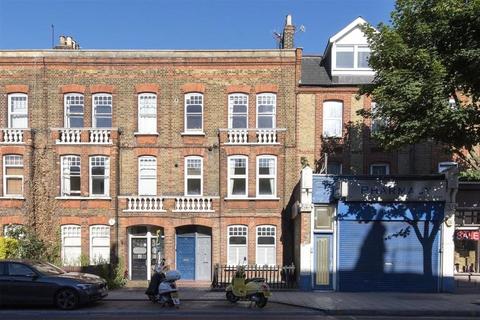 Queenstown Road, London