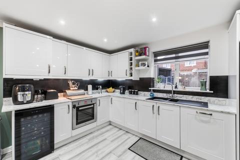 4 bedroom detached house for sale, Greenwood Close, Worksop, S81