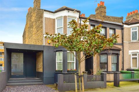 undefined, Neuchatel Road, LONDON, London, SE6