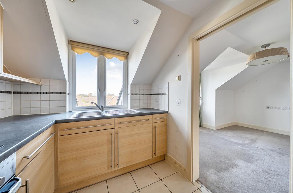 1416084-7-699d959...