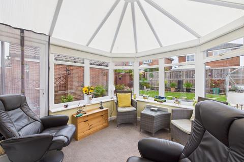 3 bedroom detached house for sale, Beaulieu Court, Bridlington