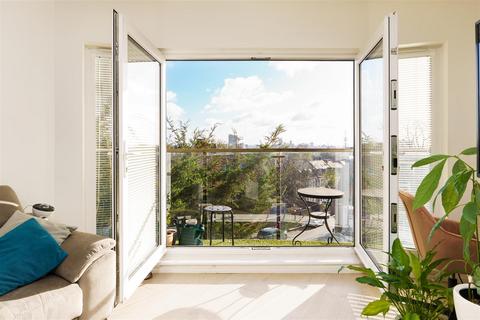 1 bedroom apartment to rent, Nicoll Road, London NW10