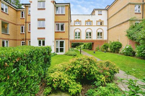 Stafford Road, Caterham, Surrey, CR3
