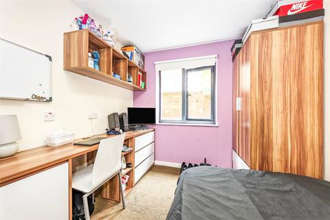 1 bedroom flat for sale, Parham Road, Canterbury, Kent, CT1