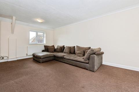 1 bedroom flat for sale, Gorringe Avenue, DARTFORD, Kent, DA4