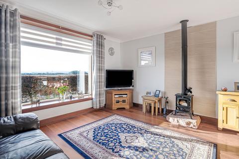 undefined, Falkirk, FK2