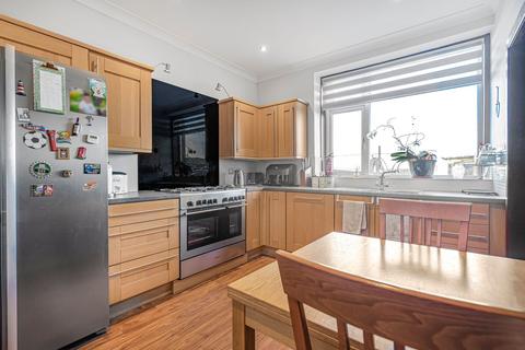 undefined, Falkirk, FK2