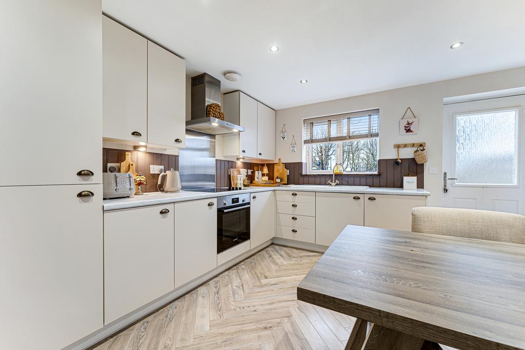 17 PENNYPLECK DRIVE19.jpg