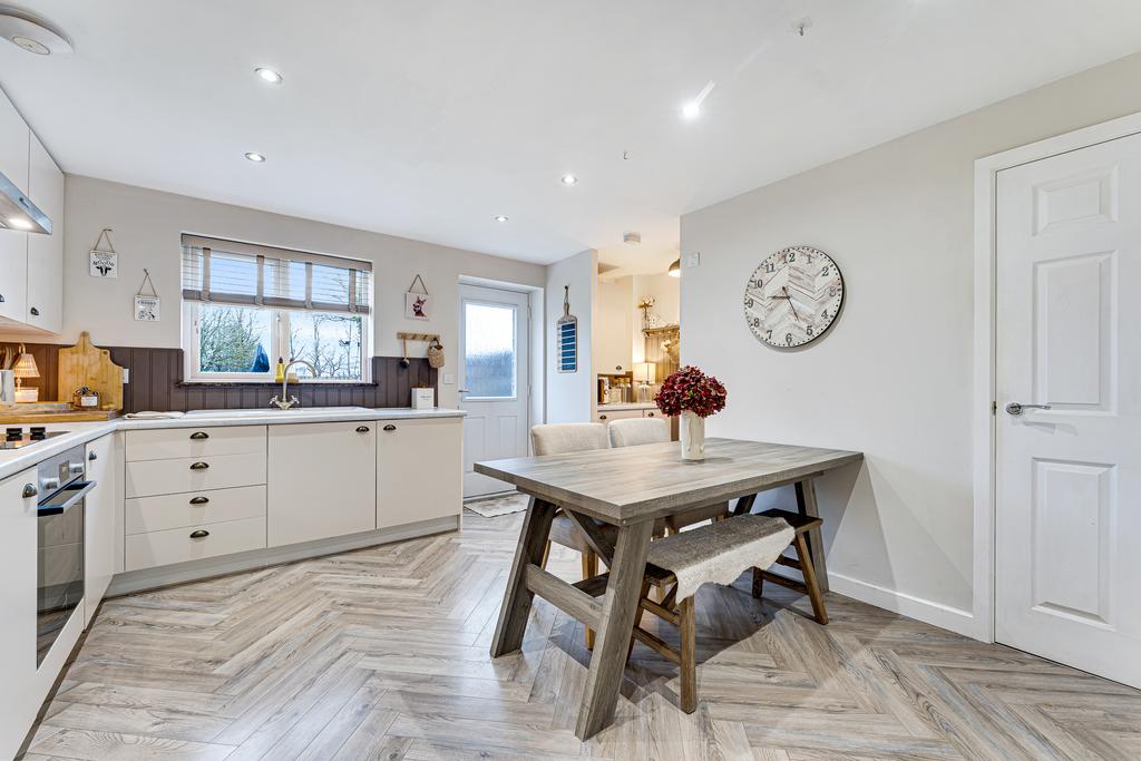 17 PENNYPLECK DRIVE17.jpg