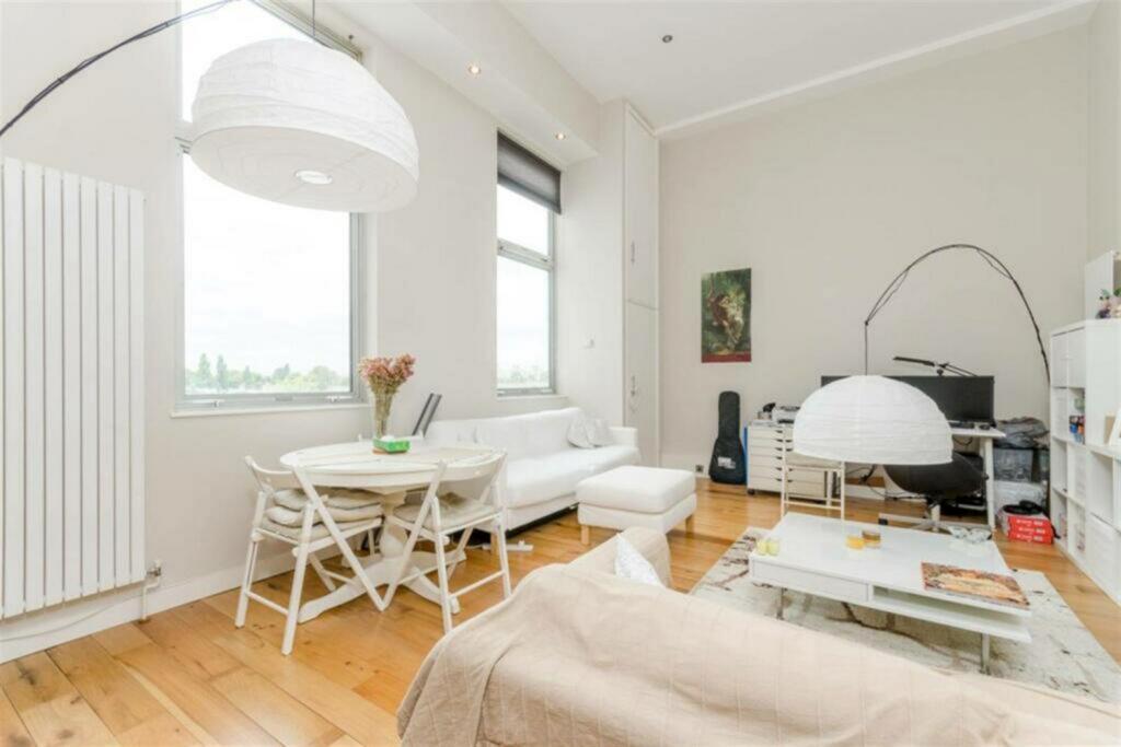 Living room-4000