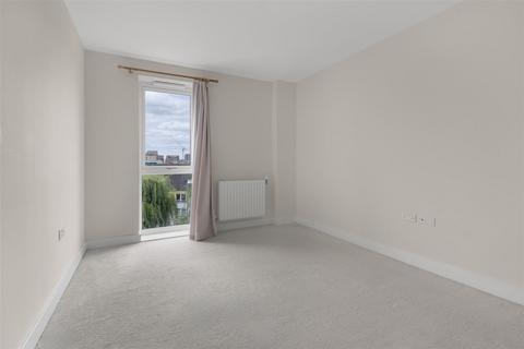 2 bedroom apartment for sale, Hampden Road, London, N8