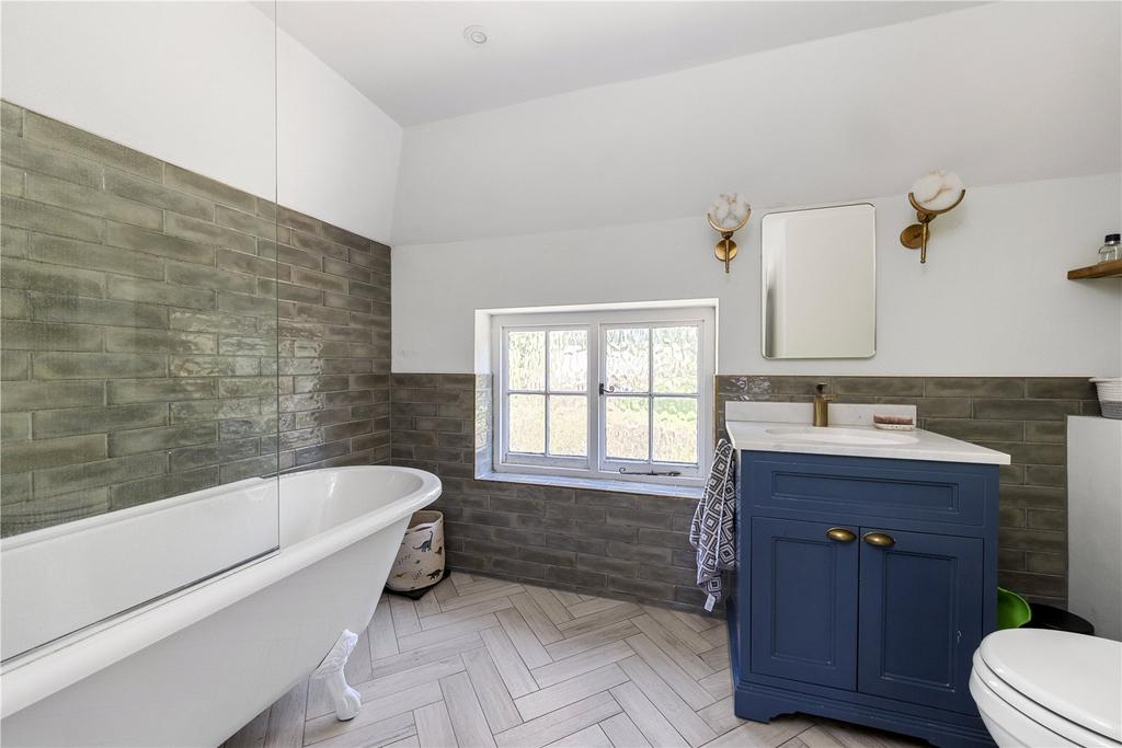 Ensuite Bathroom