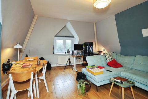 2 bedroom flat for sale, Sandgate Road, Folkestone, Kent, CT20