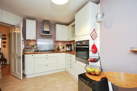 2 bedroom flat for sale, Sandgate Road, Folkestone, Kent, CT20