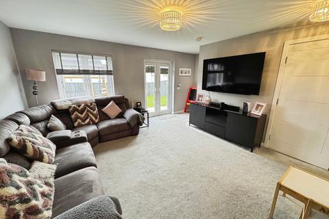 2 bedroom semi-detached house for sale, Glasgow G33