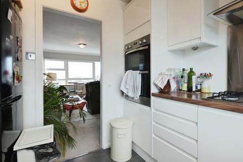 2 bedroom flat for sale, Park Gate, Somerhill Road, Hove, East Sussex, BN3