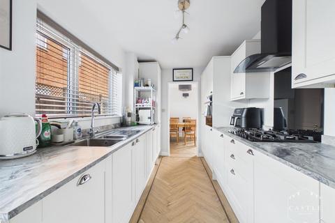 3 bedroom semi-detached house for sale, Lismore Drive, Hinckley