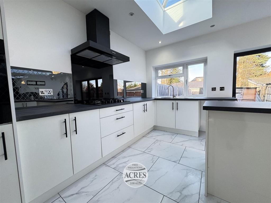 IMG 4249 (Large).jpg