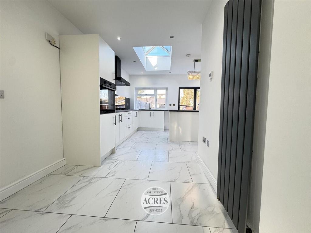 IMG 4214 (Large).jpg