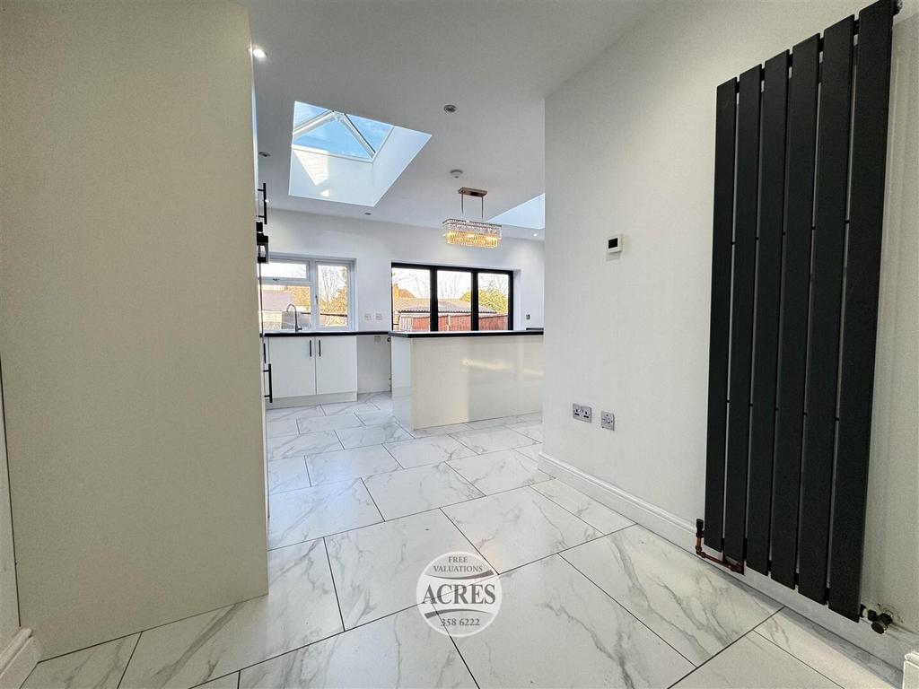 IMG 4222 (Large).jpg