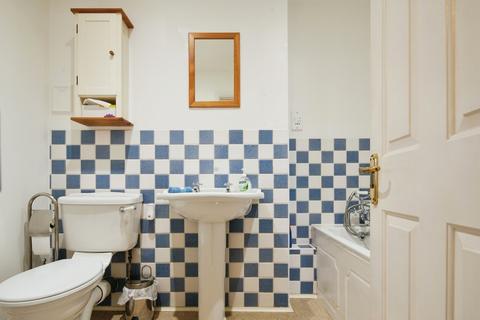 2 bedroom flat for sale, Chatsworth Square, Hove, East Sussex, BN3