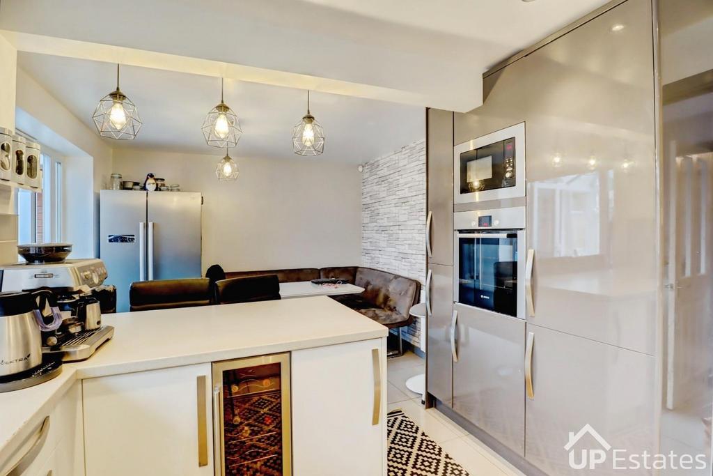 Kitchen/ Diner