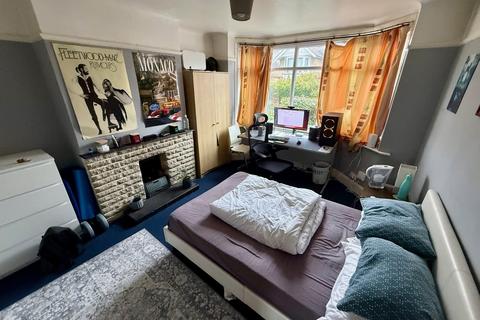 undefined, Roselands Gardens, Hampshire SO17