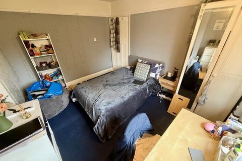 undefined, Roselands Gardens, Hampshire SO17
