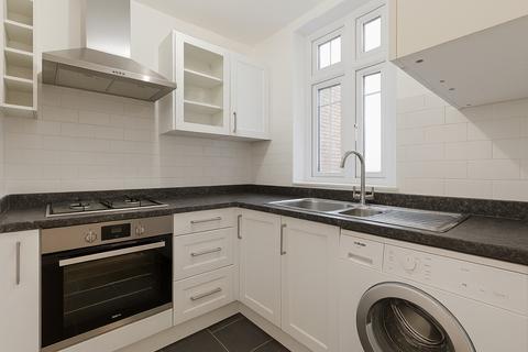 1 bedroom apartment to rent, Tower Bridge Road, Southwark, SE1