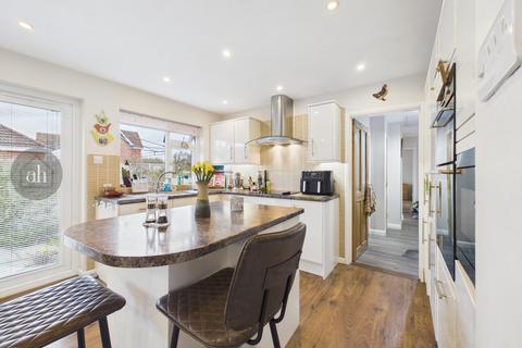 3 bedroom detached bungalow for sale, Old Norton Road, Thurston