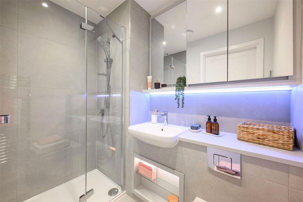 Ensuite
