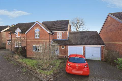 Magnolia Close, Heathfield, East Sussex, TN21