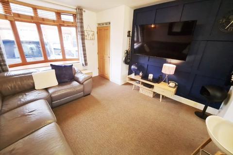 3 bedroom terraced house for sale, Kipling Avenue, Droylsden