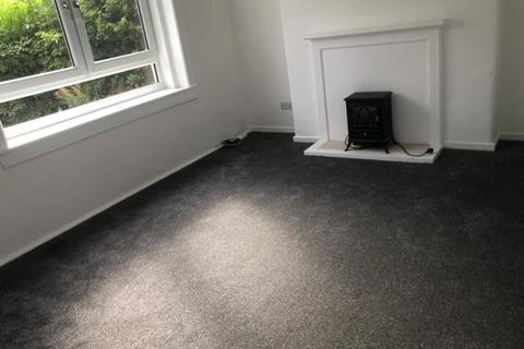 2 bedroom ground floor flat to rent, Stenhouse Gardens North, Edinburgh EH11