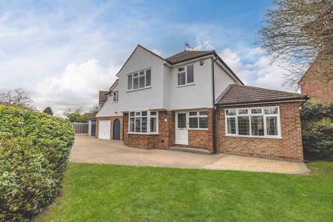 5 bedroom detached house for sale, Linchfield Road, Datchet SL3