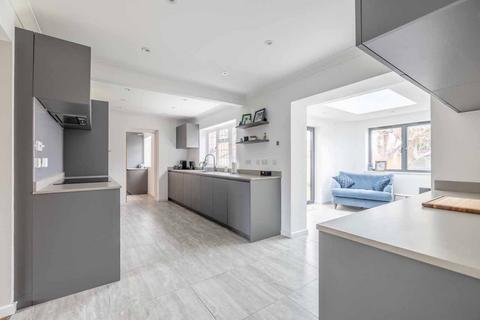 5 bedroom detached house for sale, Linchfield Road, Datchet SL3